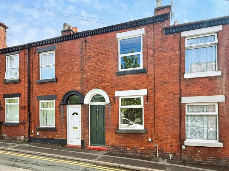 Deansgate, Leek, Staffordshire ST13 6JF