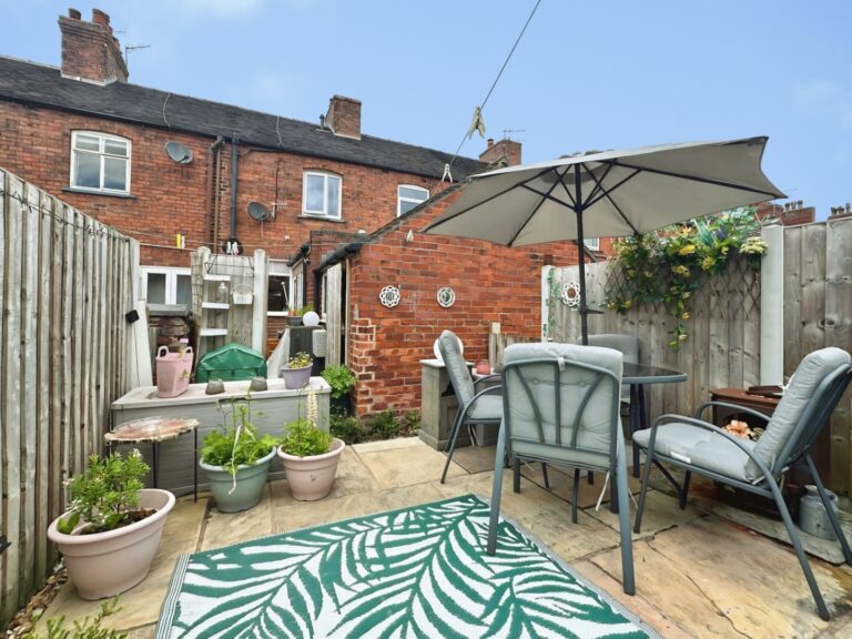 Frith Street, Leek, Staffordshire, ST13 8EL
