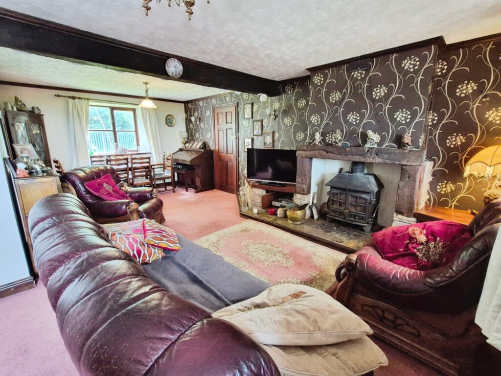 Upper Hulme, Nr Leek, Staffordshire, ST13 8TY