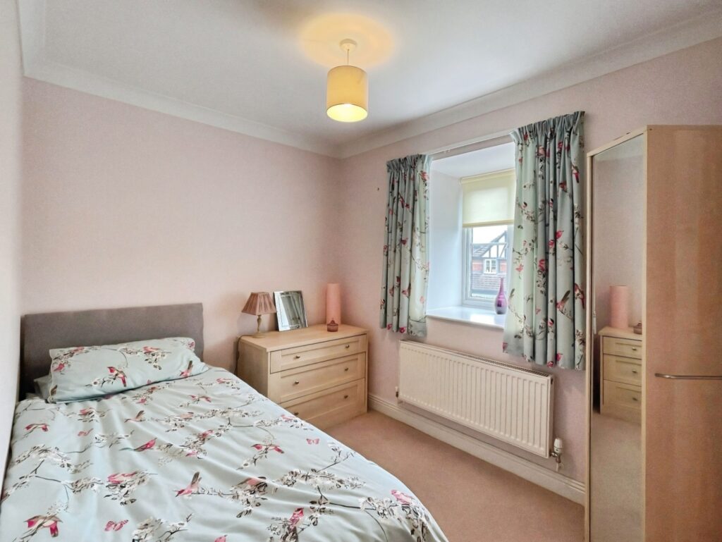 Cheddleton Park Avenue, Cheddleton, Staffordshire, ST13 7NS