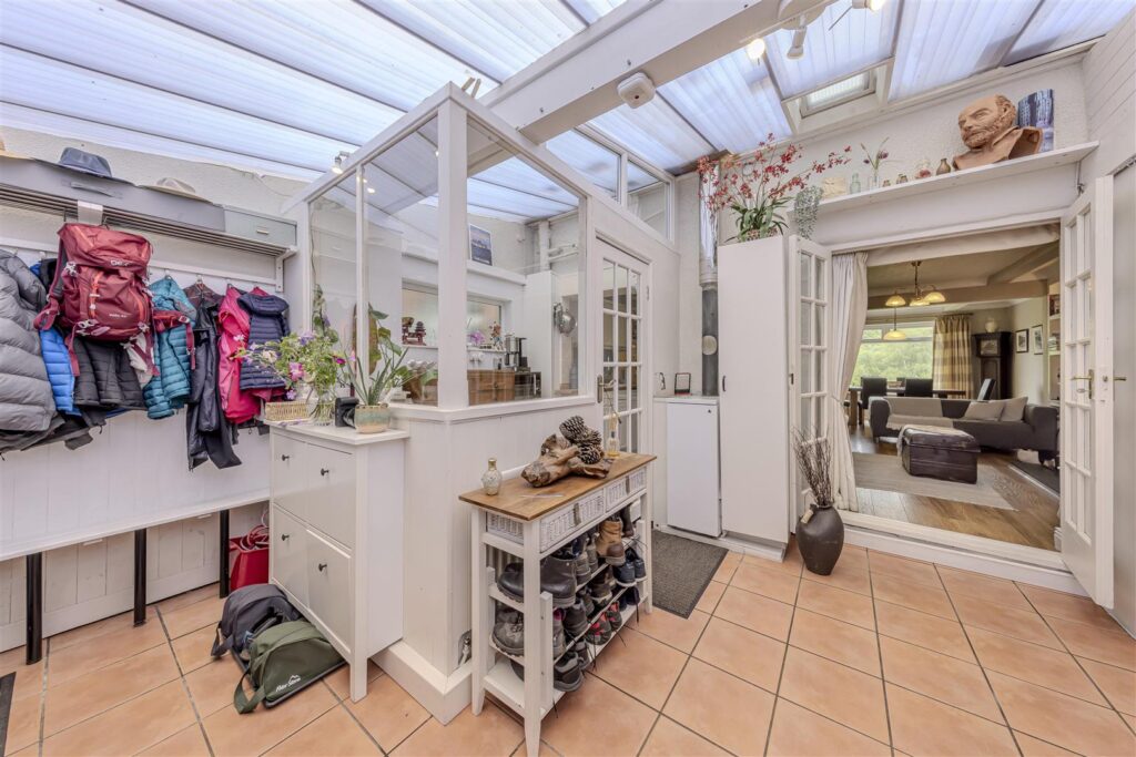 Park Lane, Cheddleton, Staffordshire, ST13 7JS