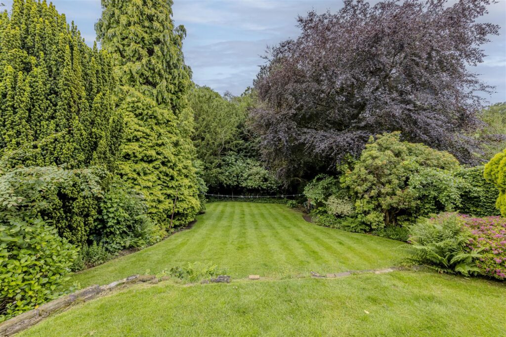 Marlborough Drive, Macclesfield, Cheshire, SK10 2JX