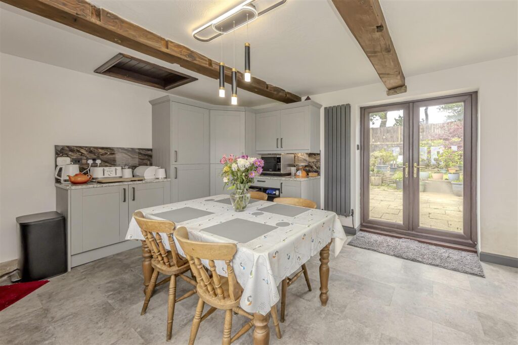 Buxton Road, Upper Hulme, Staffordshire, ST13 8UH