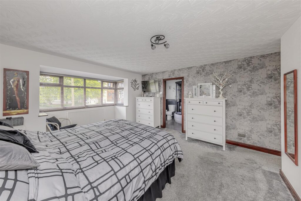 Woodland Avenue, Norton Green, ST6 8NE