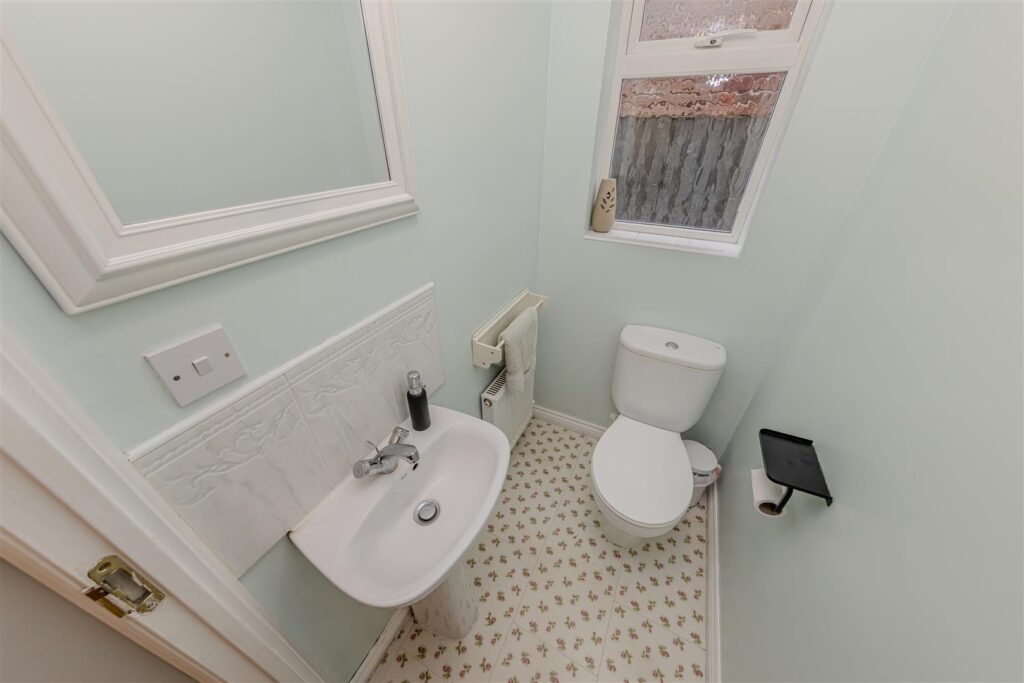Balmoral Drive, Cheadle, Staffordshire, ST10 1WB