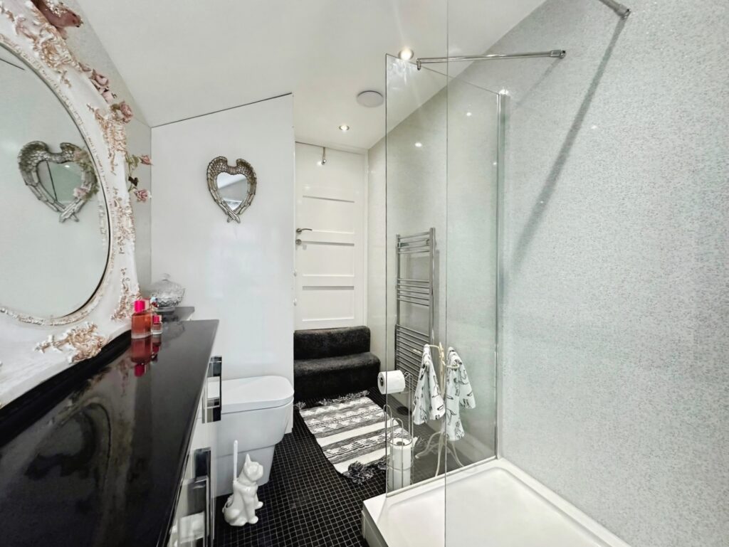 Picton Street, Leek, Staffordshire, ST13 8AU