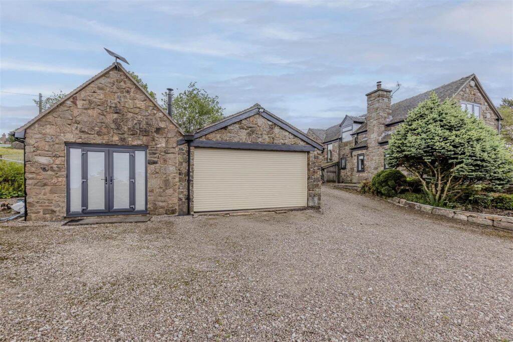 Hot Lane, Biddulph Moor, Staffordshire, ST8 7JS