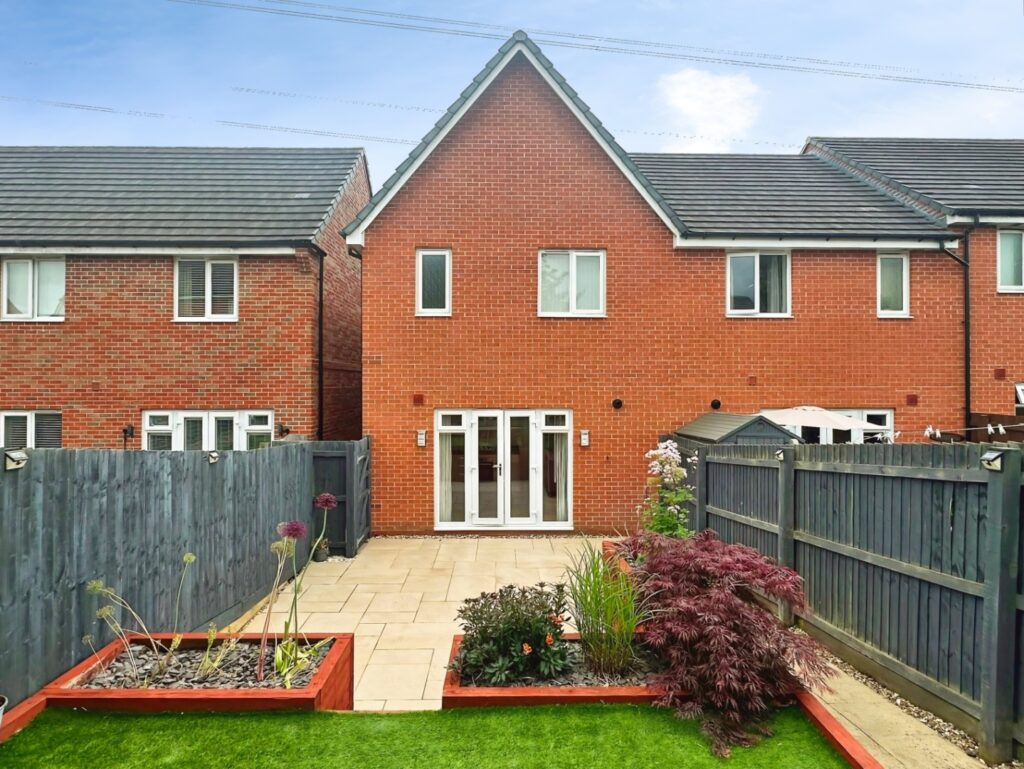 Sandiacre Avenue, Tunstall, Stoke-on-Trent, ST6 5DJ
