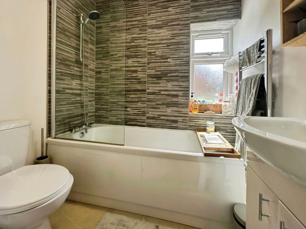 Cheadle Road, Cheddleton, Staffordshire, ST13 7BH