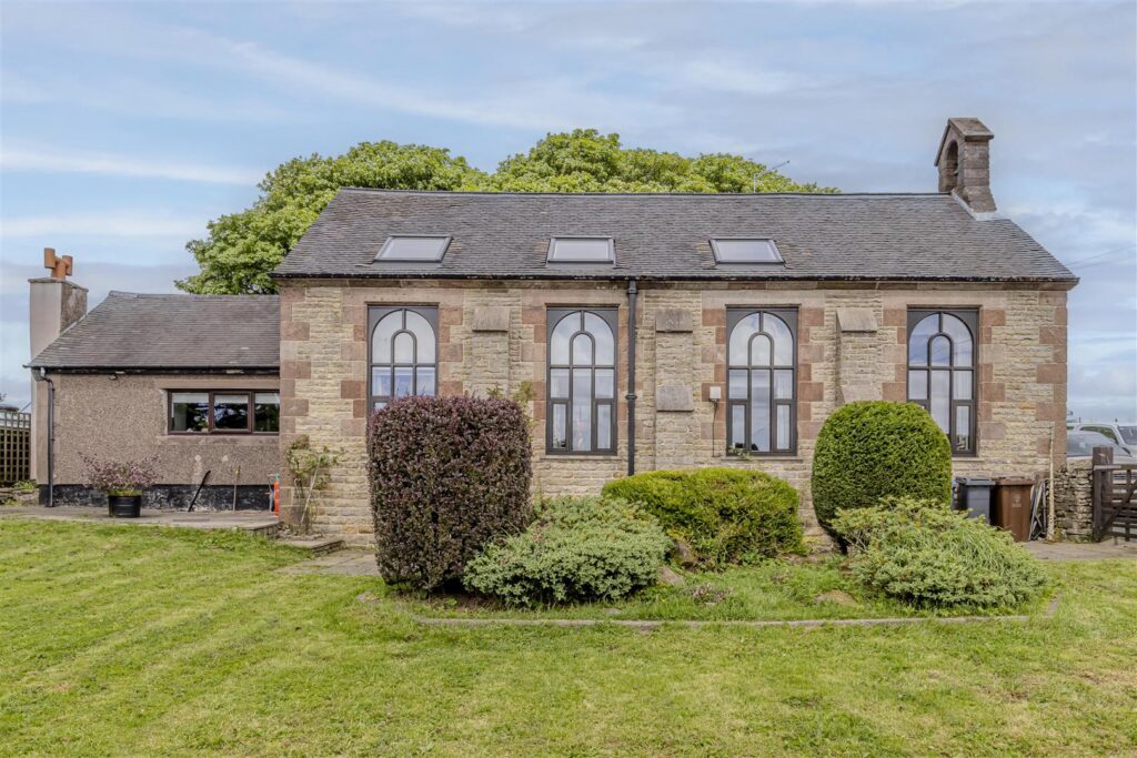 Buxton Road, Upper Hulme, Staffordshire, ST13 8UH