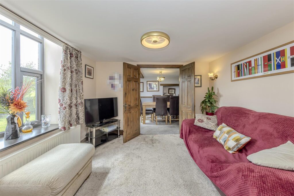 Buxton Road, Upper Hulme, Staffordshire, ST13 8UH
