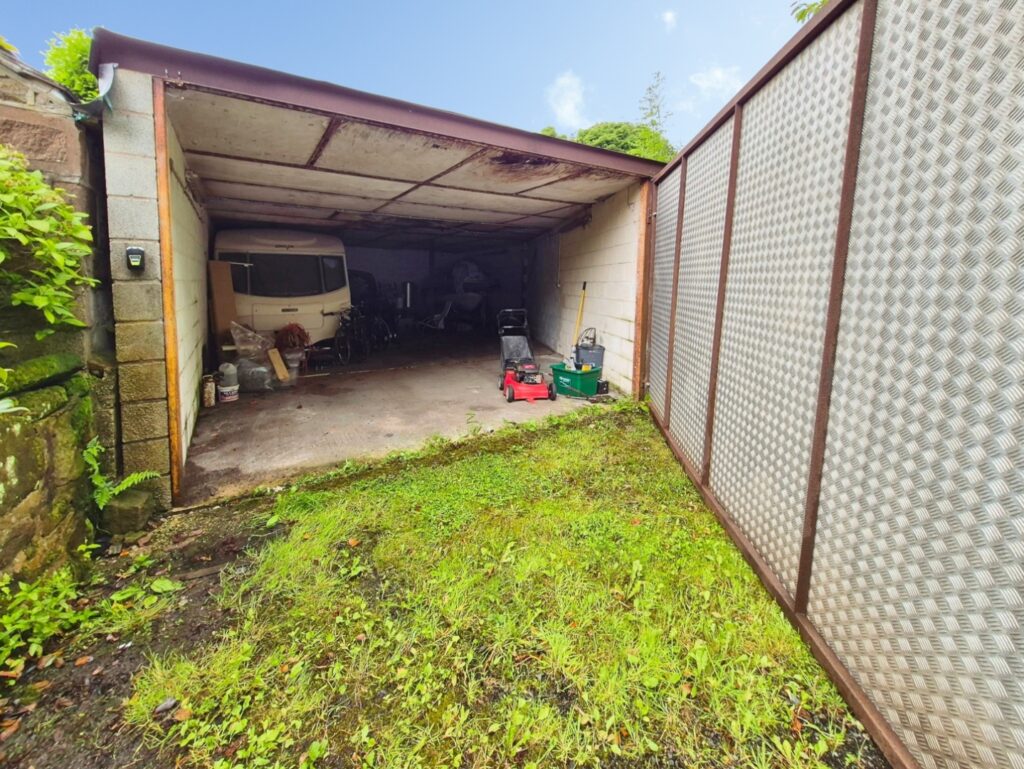 Upper Hulme, Nr Leek, Staffordshire, ST13 8TY