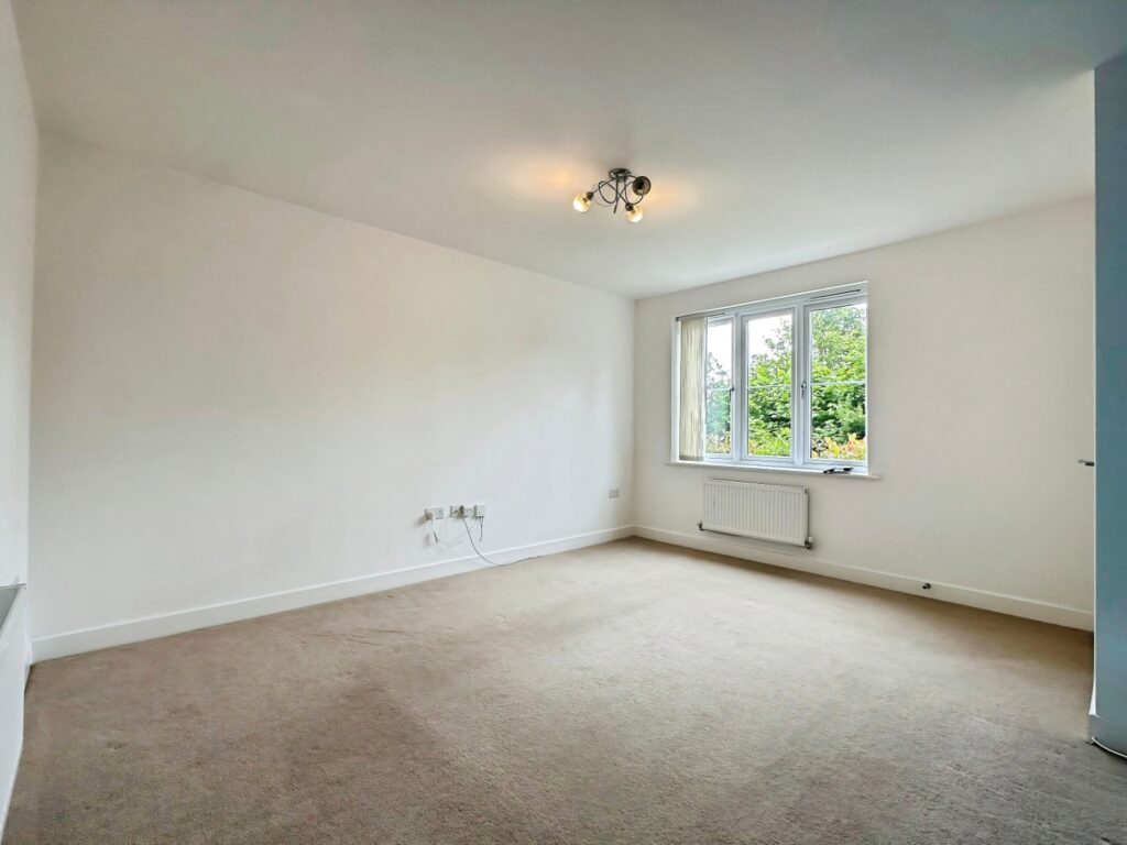Sandiacre Avenue, Tunstall, Stoke-on-Trent, ST6 5DJ
