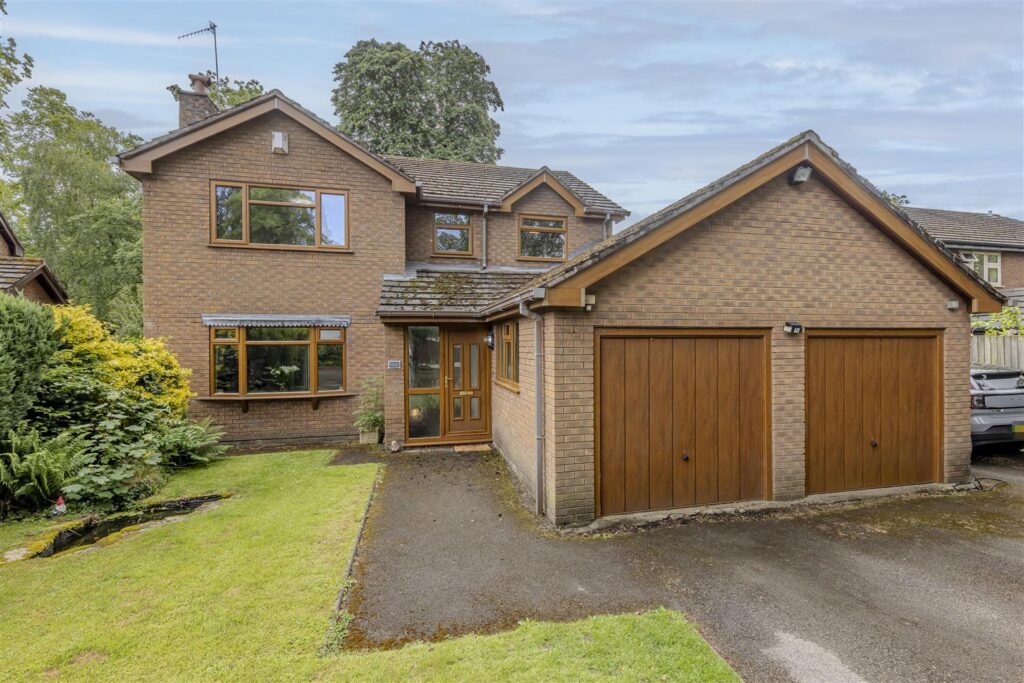 Clay Lake, Endon, Staffordshire, ST9 9BU