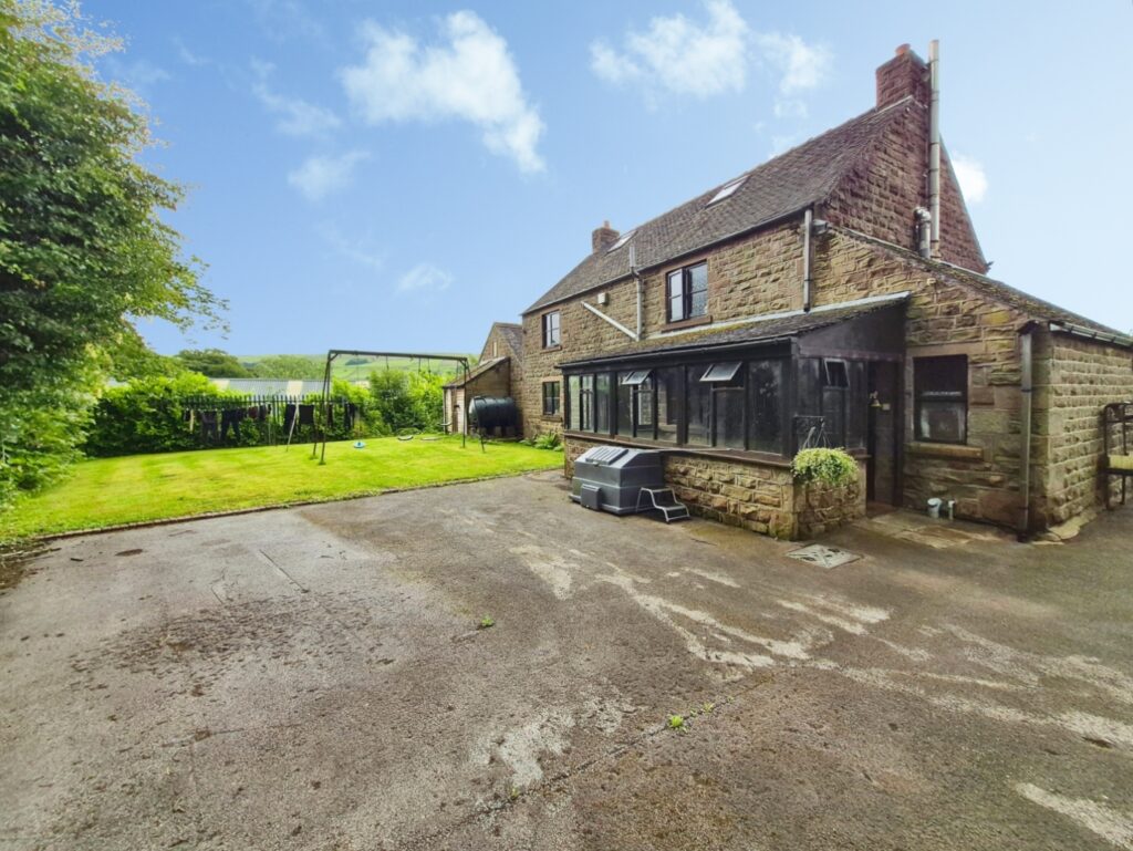 Upper Hulme, Nr Leek, Staffordshire, ST13 8TY