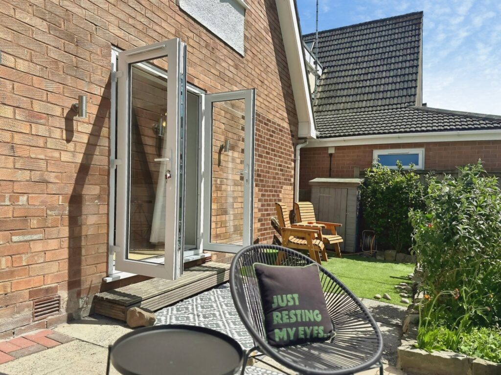 Hampshire Close, Endon, Staffordshire, ST9 9HU