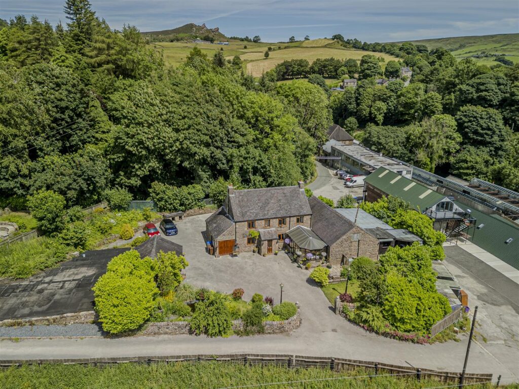 Upper Hulme, Nr Leek, Staffordshire, ST13 8TY