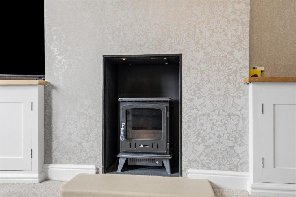 Argles Road, Leek, Staffordshire, ST13 6PQ