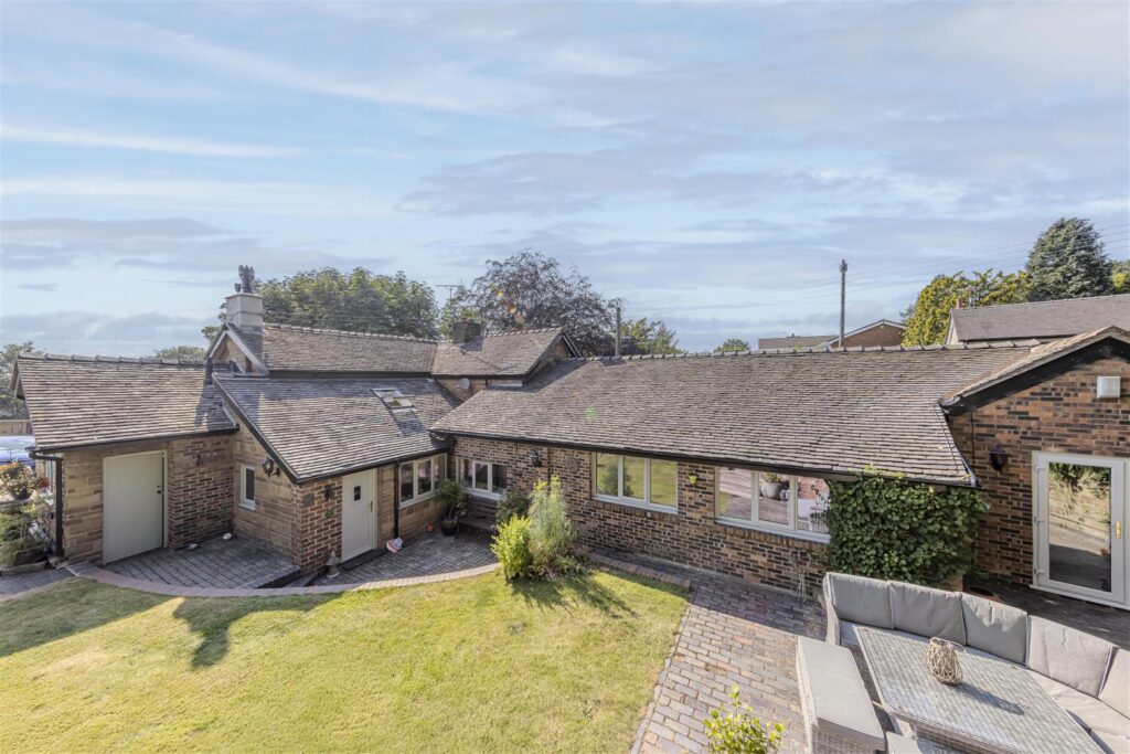 Windmill Hill, Rough Close, Staffrodshire, ST3 7PJ