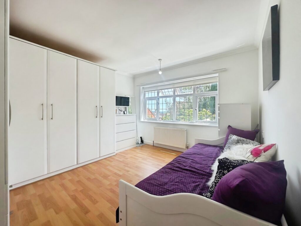 Blythe Avenue, Meir Heath, Stoke on Trent, ST3 7JZ