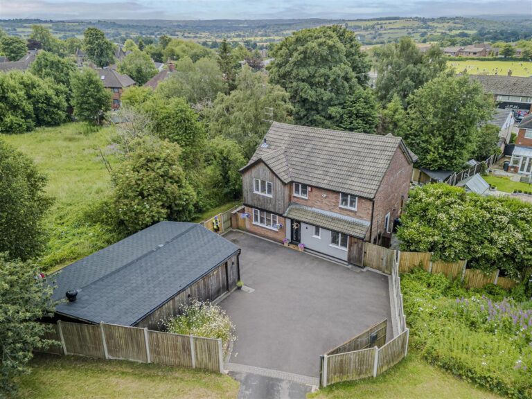 Radley Way, Werrington, Staffordshire, ST9 0JN