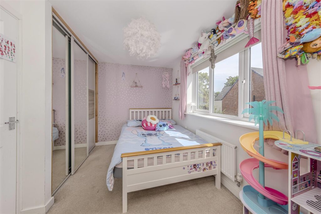 Robert Knox Way, Hartshill, Stoke-On-Trent, ST4 6FD
