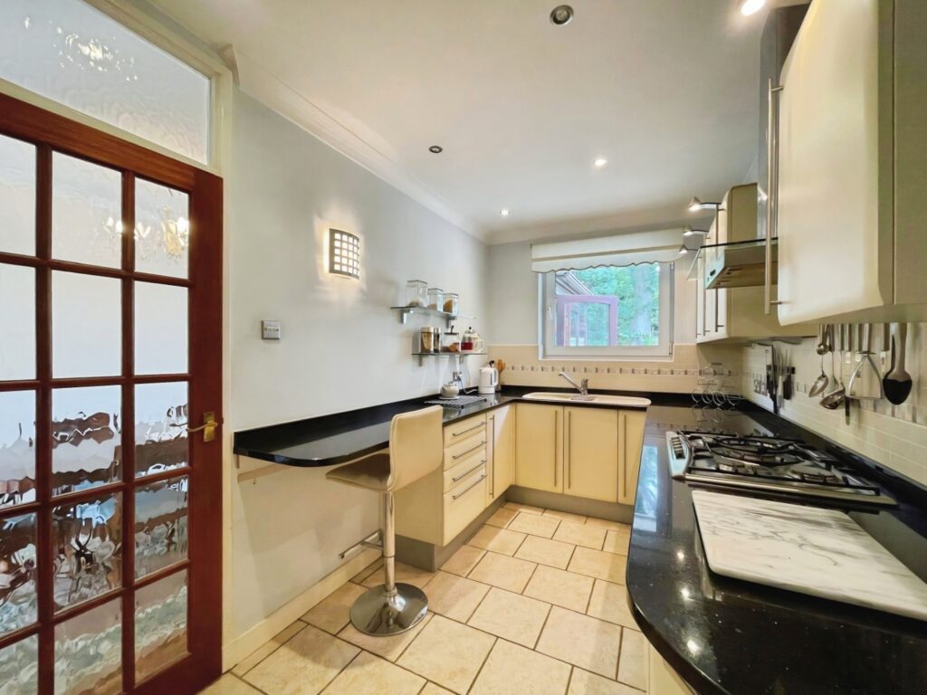 Mount Road, Leek, Staffordshire, ST13 6NQ