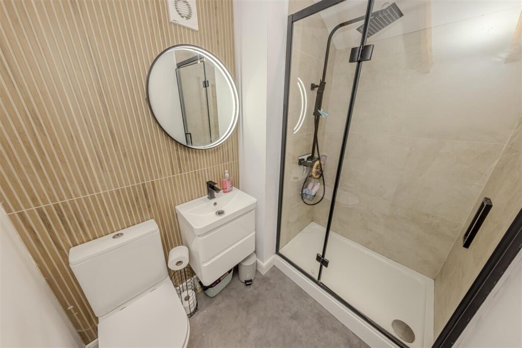 Windmill Hill, Rough Close, Staffrodshire, ST3 7PJ