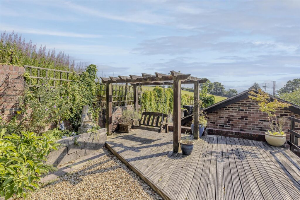 Windmill Hill, Rough Close, Staffrodshire, ST3 7PJ