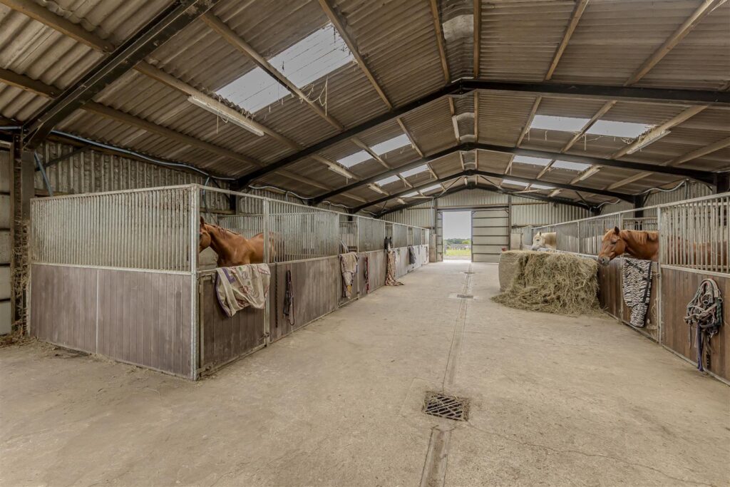 Dilhorne Road, Caverswall, Staffordshire, ST11 9EZ