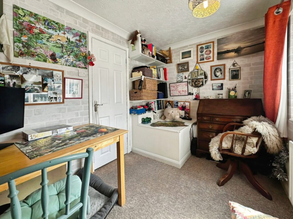 Priory Avenue, Leek, Staffordshire, ST13 6QJ