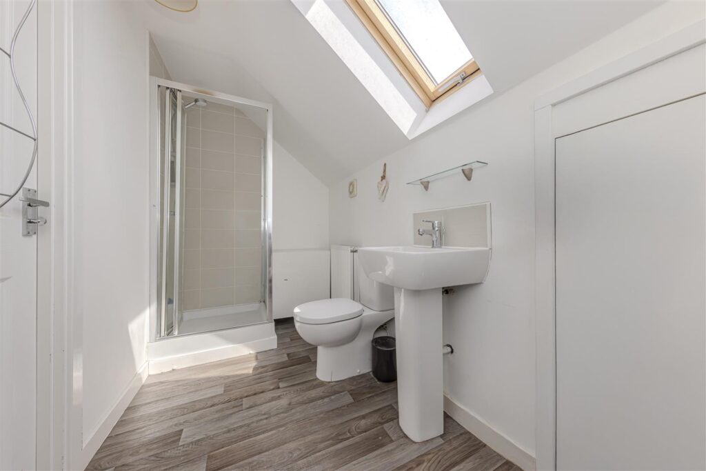 Robert Knox Way, Hartshill, Stoke-On-Trent, ST4 6FD