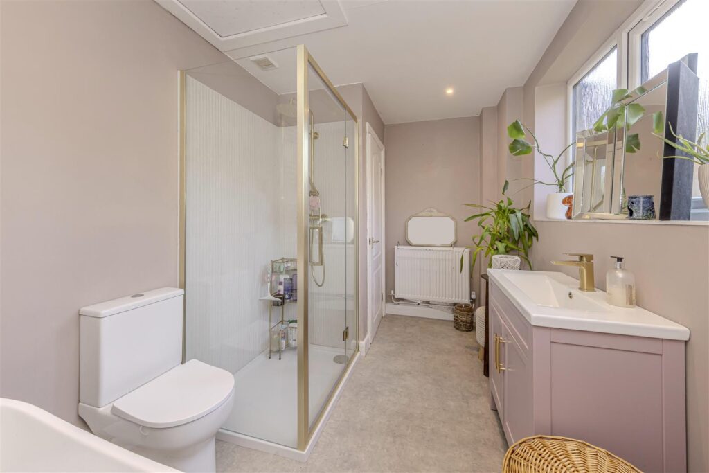 Windmill Hill, Rough Close, Staffrodshire, ST3 7PJ