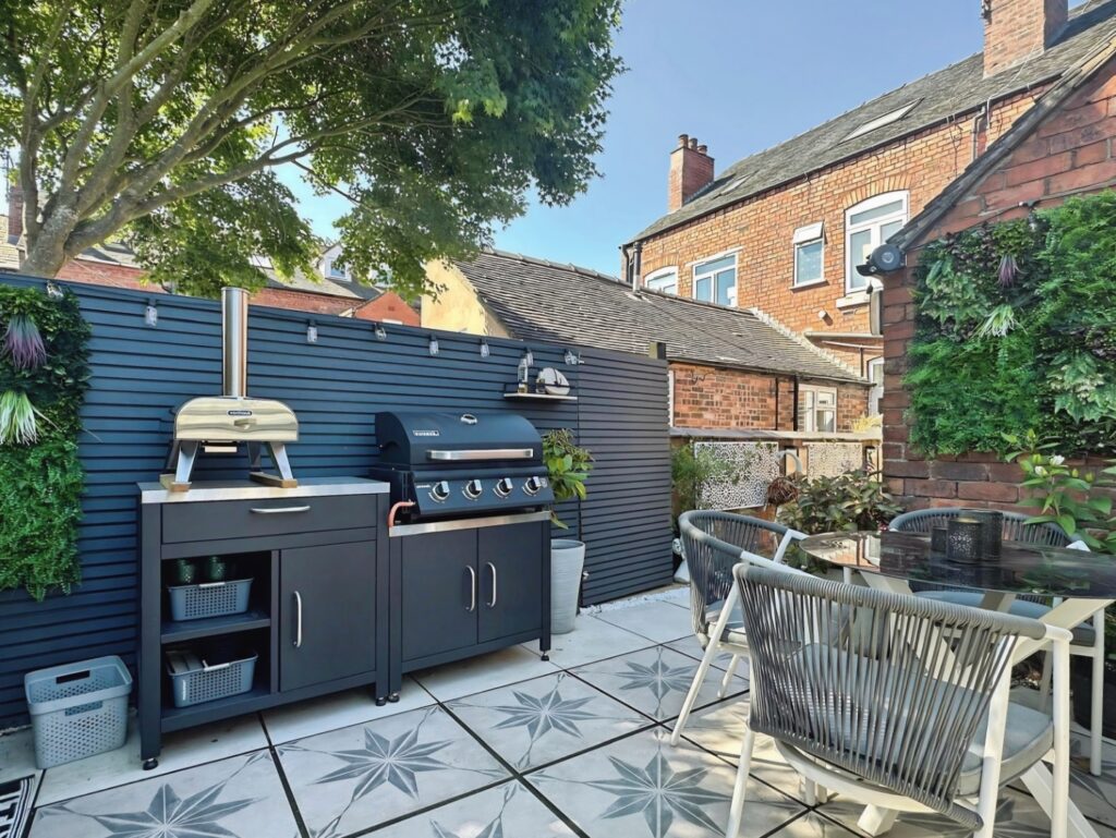 Barngate Street, Leek, Staffordshire, ST13 8AP