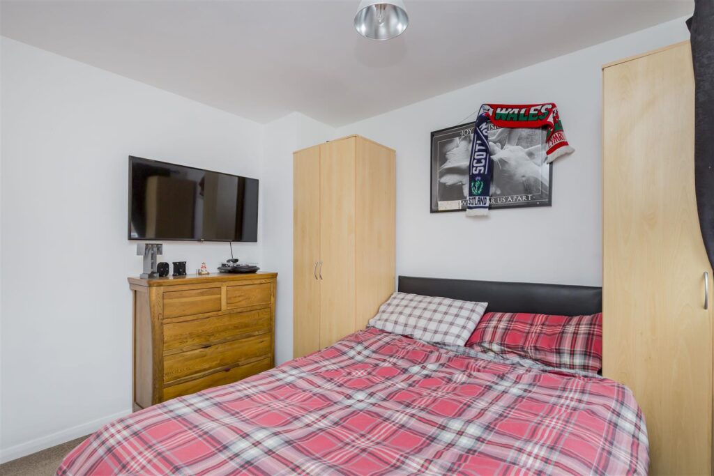 Lockerbie Close, Leek, Staffordshire, ST13 5DD