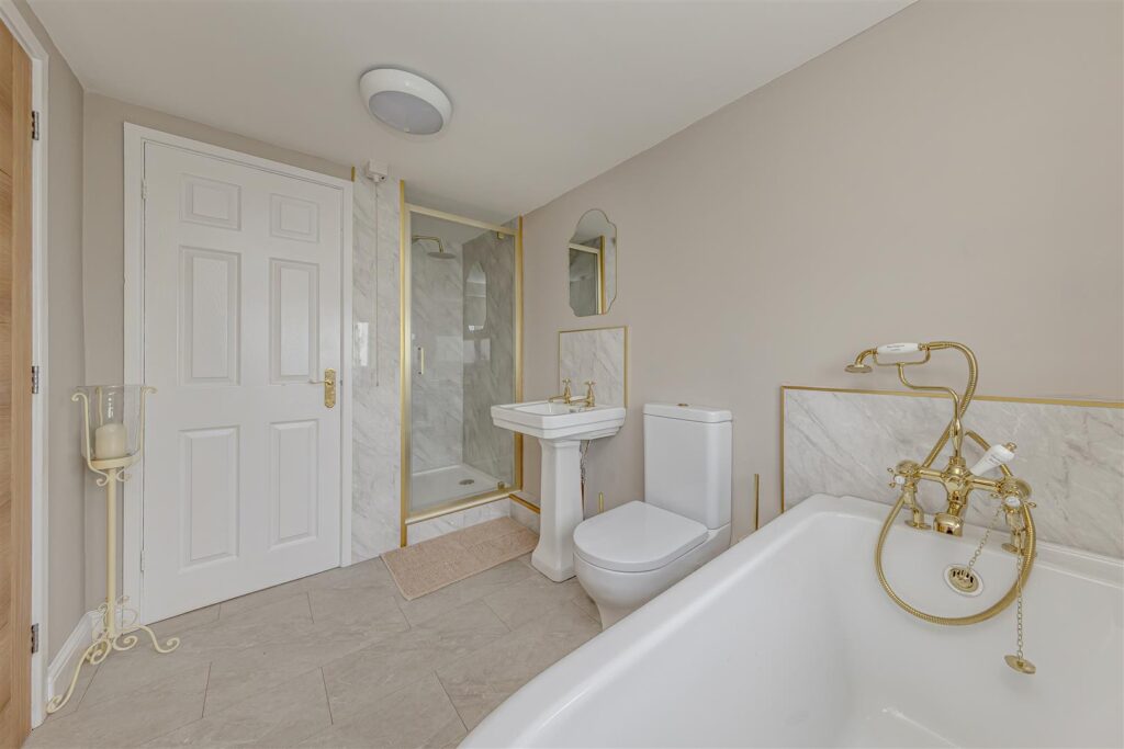 Dilhorne Road, Caverswall, Staffordshire, ST11 9EZ