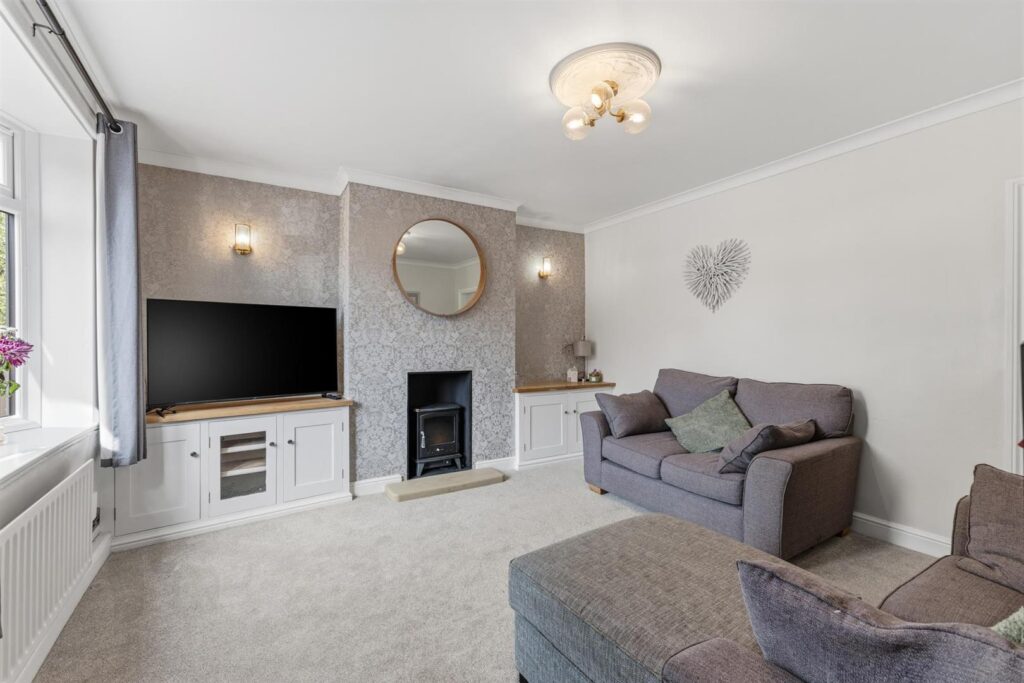 Argles Road, Leek, Staffordshire, ST13 6PQ