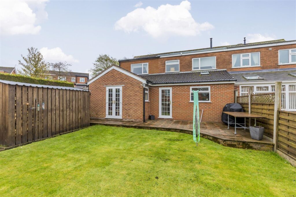 Lockerbie Close, Leek, Staffordshire, ST13 5DD