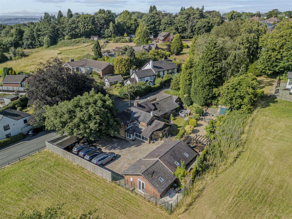 Windmill Hill, Rough Close, Staffrodshire, ST3 7PJ