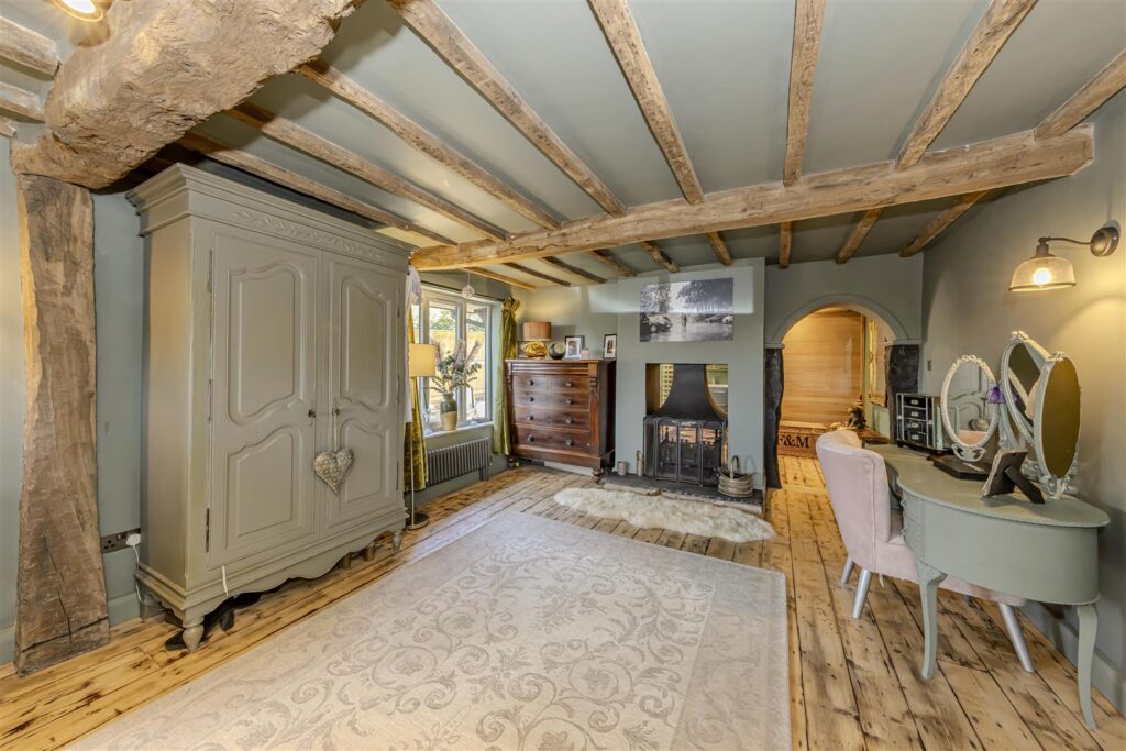 Windmill Hill, Rough Close, Staffrodshire, ST3 7PJ