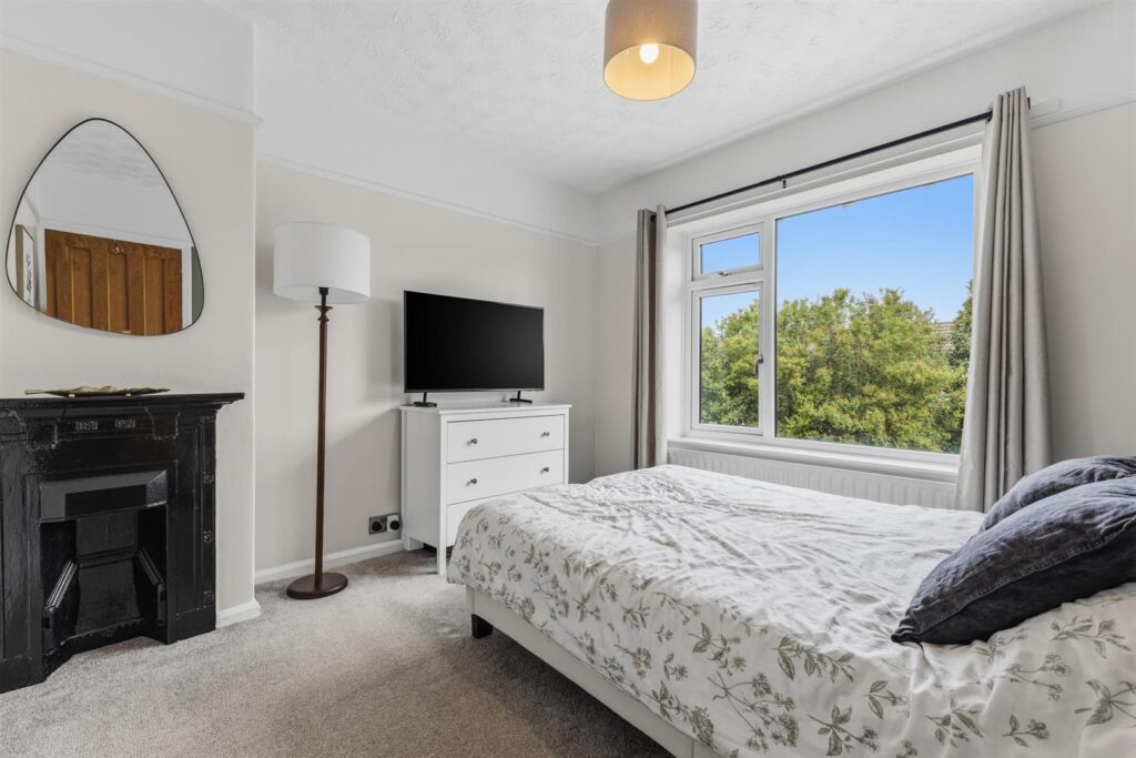 Argles Road, Leek, Staffordshire, ST13 6PQ