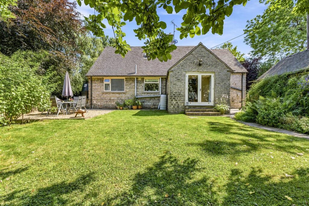 Wetton, Ashbourne, Derbyshire, DE6 2AF