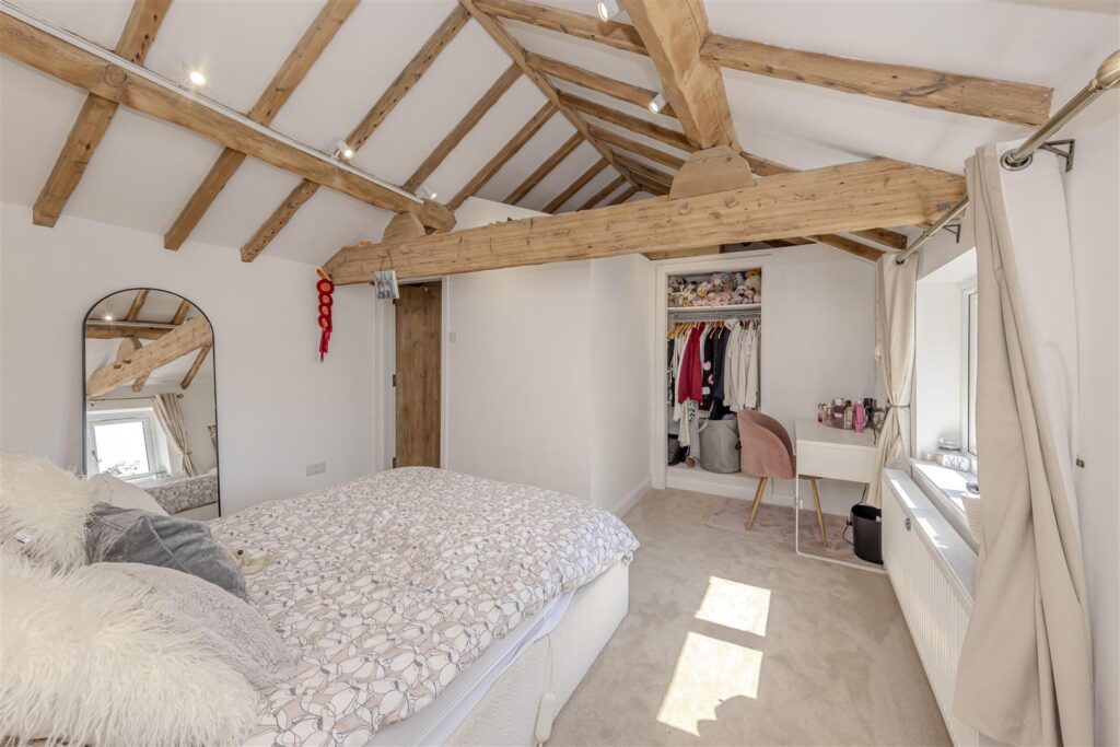 Windmill Hill, Rough Close, Staffrodshire, ST3 7PJ