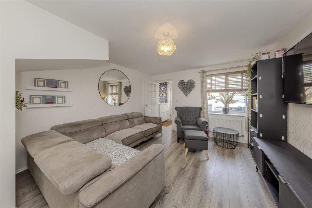 Robert Knox Way, Hartshill, Stoke-On-Trent, ST4 6FD