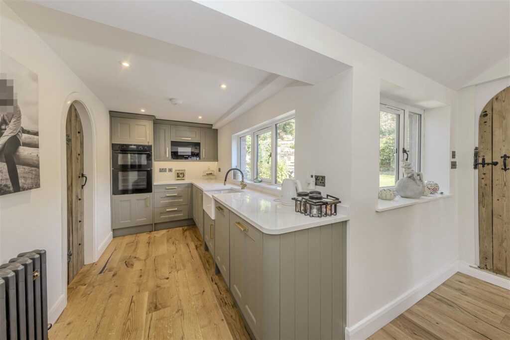 Windmill Hill, Rough Close, Staffrodshire, ST3 7PJ