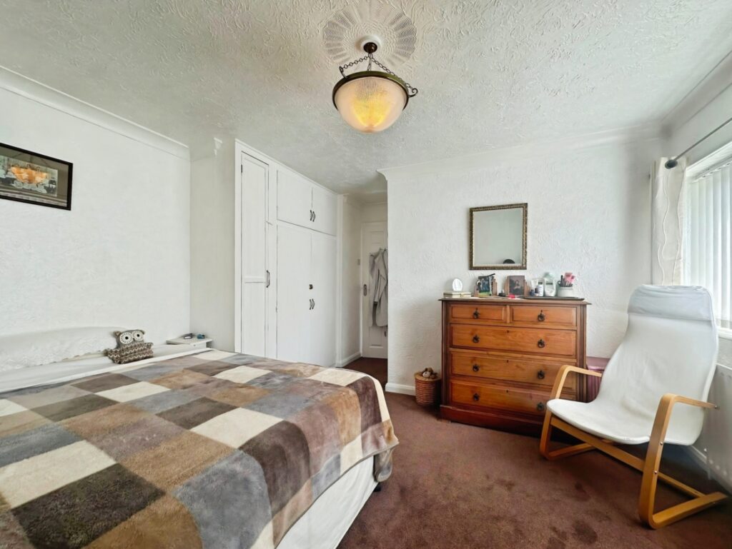 Priory Avenue, Leek, Staffordshire, ST13 6QJ