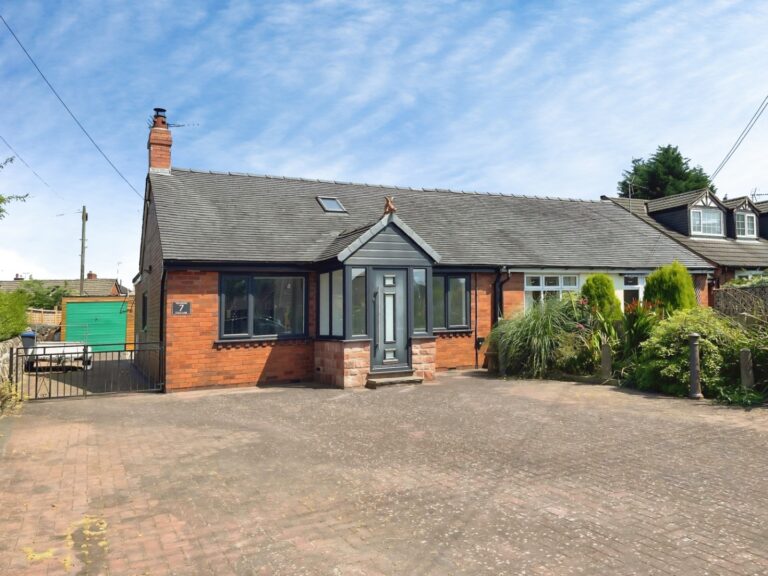 Folly Lane, Cheddleton, Leek, Staffordshire, ST13 7DA