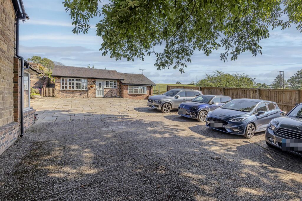 Windmill Hill, Rough Close, Staffrodshire, ST3 7PJ