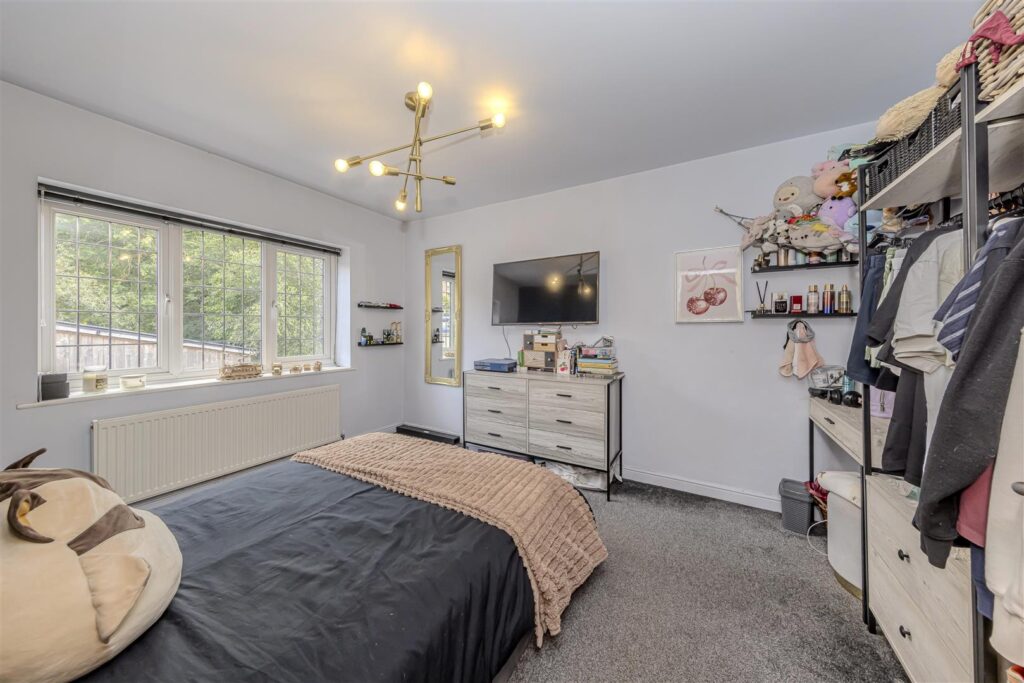 Radley Way, Werrington, Staffordshire, ST9 0JN