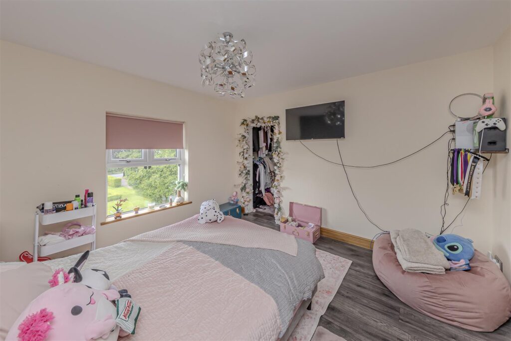 Dilhorne Road, Caverswall, Staffordshire, ST11 9EZ